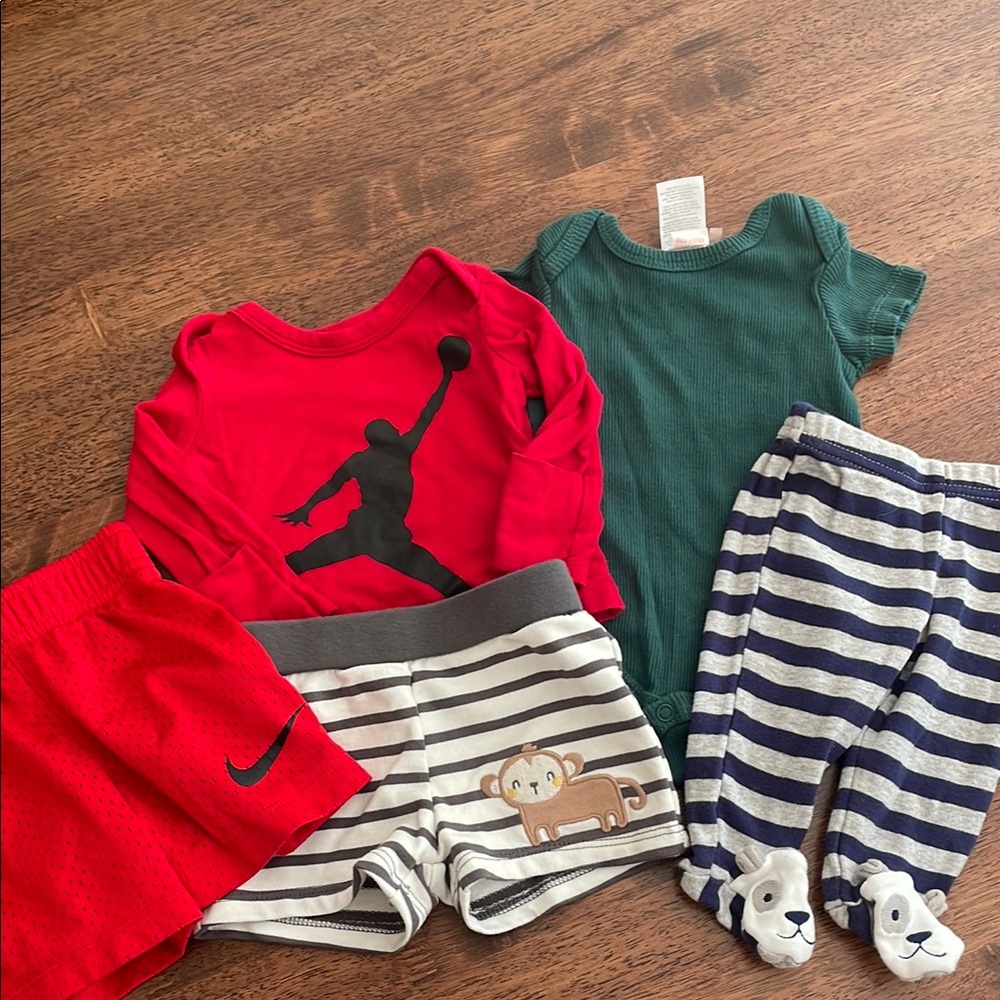 Newborn 0-3 5 piece clothing bundle- Nike Jordan
